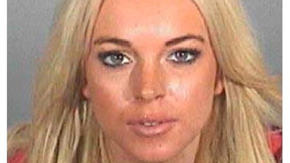 lindsay-lohan-seems-to-be-pouting-for-the-camera-as-she-prepares-to-serve-a-brief-jail-stint-in-november-2007-following-a-drunk-driving-conviction