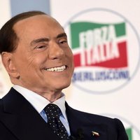 ФОТО: Лицо Сильвио Берлускони привело людей в замешательство