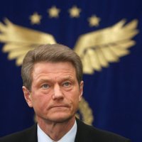 EP atceļ lietuvieša Paksa tiesisko imunitāti