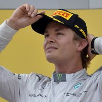 'Mercedes' F-1 komanda pagarina līgumu ar Rosbergu