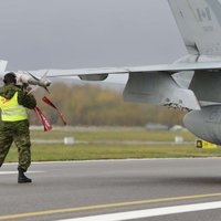 Ar Putinam tuvu uzņēmēju saistītai Lietuvas kompānijai neļaus remontēt lidmašīnas Šauļos