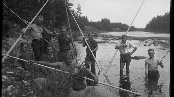 Gaujas plostnieki. Latvijas Fotografijas muzeja kolekcija