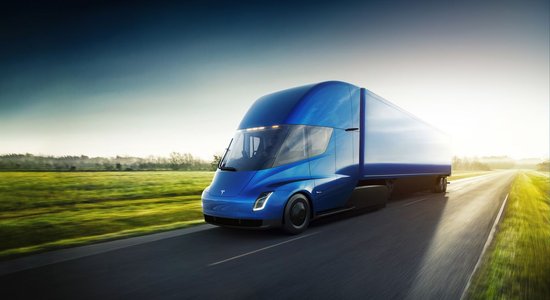 Tesla, Volvo, Daimler: электрические грузовики пошли в серию