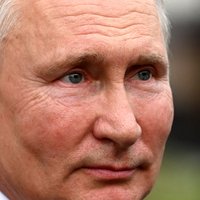 Kremlis nekomentē Putina izteikumus par Krievijas un Ukrainas saiknēm