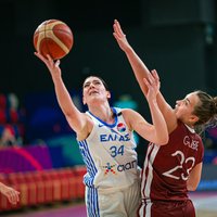 Vāja otrā puslaika dēļ Latvijas basketbolistes zaudē Grieķijai