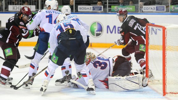 KHL: Rīgas "Dinamo" - Magņitogorskas "Metallurg" - 45