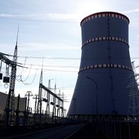 Baltkrievija atlikusi Astravjecas AES pirmā reaktora iedarbināšanu uz rudeni