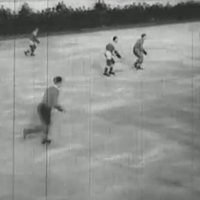 Arhīva video: Pirms 80 gadiem Latvijas hokeja izlase sīvā cīņā uzvarēja Rumāniju