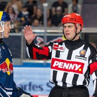 Divi Latvijas hokeja tiesneši strādās pasaules čempionātā Čehijā