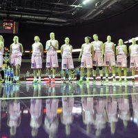 Latvijas basketbolistes pārbaudes spēļu ciklu noslēdz ar zaudējumu Lietuvai