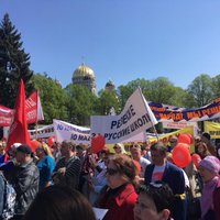 ФОТО: В Риге прошел "Марш за русские школы"