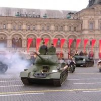 Video: Maskavā atkārto 1941. gada militāro parādi