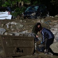 ФОТО, ВИДЕО: Число погибших при оползне в Италии выросло до семи человек