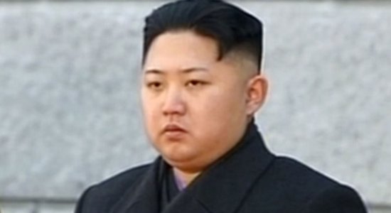 Ким Чен Ын объявлен "тройным" лидером КНДР