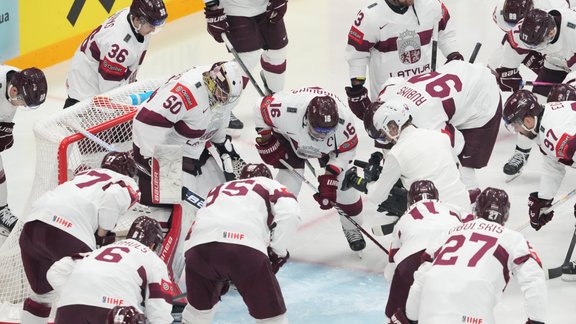 Latvijas hokeja izlase pasaules čempionātam piesaka pēdējo hokejistu