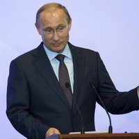 Путин: через Белоруссию идет реэкспорт запрещенных европейских товаров