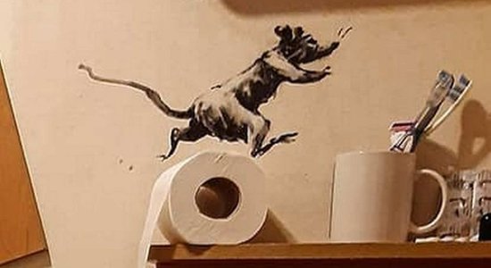 ФОТО: Изоизоляция. Бэнкси нарисовал картину в собственном туалете