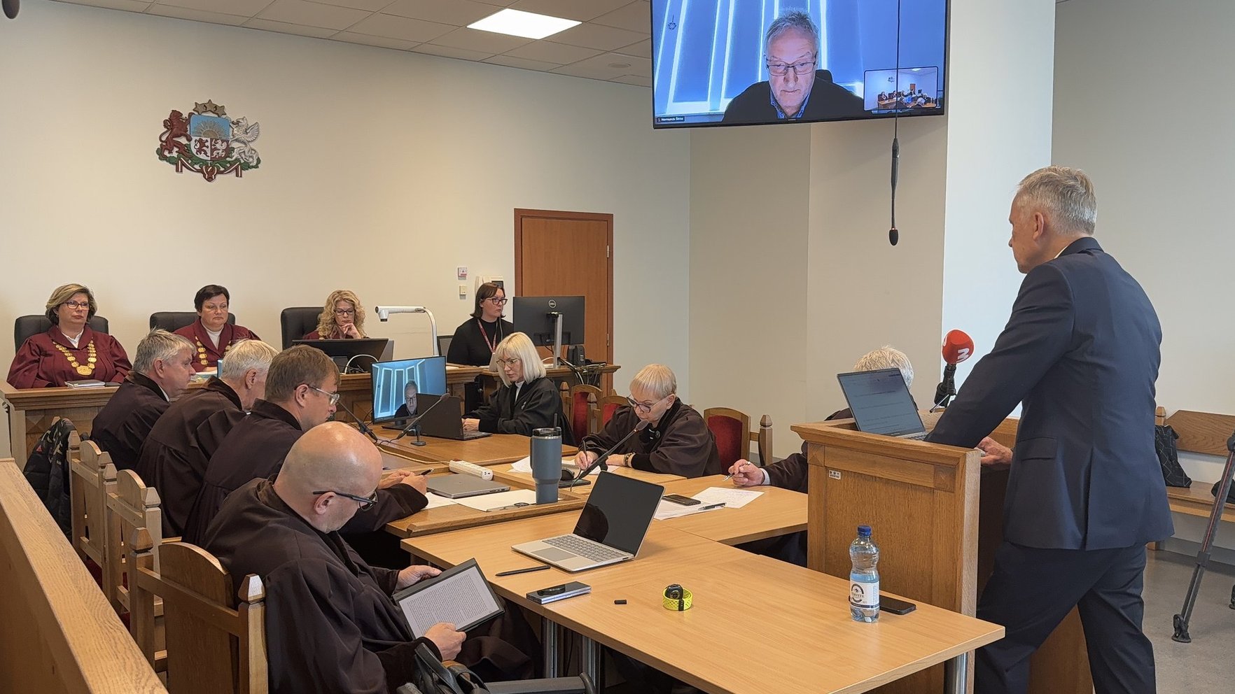 "Dreaming of a construction project is not a crime," say Rimšēvičs and Martinsons in their final statements, denying acc