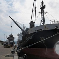 Saskaņā ar ANO sankcijām Filipīnas aiztur Ziemeļkorejas kuģi