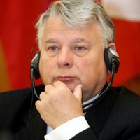 Polijas Senāta spīkers aicina pieprasīt Krievijai paskaidrojumus par 'melno sarakstu'