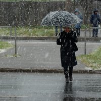 Синоптики: через неделю в Латвии может пойти снег