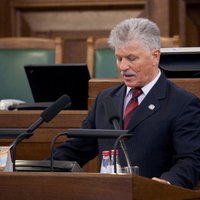 Депутат Сейма Креслиньш после задержания сына сложил мандат