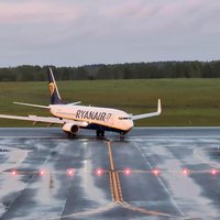 Latvijas policija sākusi kriminālprocesu par 'Ryanair' lidmašīnas sagrābšanu Minskā