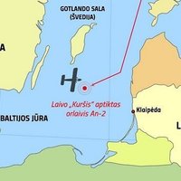 Pilotu Baltijas jūrā nogrimušās lidmašīnas kabīnē nav; jūrā pamanīts peldošs objekts