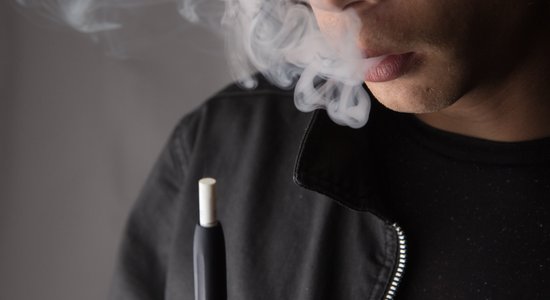 Karsētās tabakas smēķi nu būs jādēvē par 'stienīšiem'