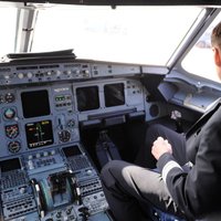 Aviobūvēs kompānijas cer izveidot lidaparātu, ko varēs vadīt viens pilots