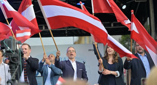 Austrijā EP vēlēšanās vadībā galēji labējā partija; Vācijā AfD otrie