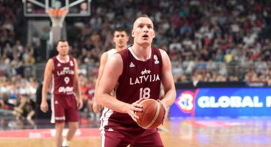 Latvijas izlases basketbolists Japānas trešajā līgā – peļņā vai atspert vaļā durvis?