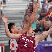 Latvijas 3x3 basketbolisti agrajā spēlē ātri apspēlē sensāciju autori Ķīnu