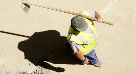 Upuri, nelegāli imigranti un noziedznieki – ukraiņu viesstrādnieku dzīve Latvijā