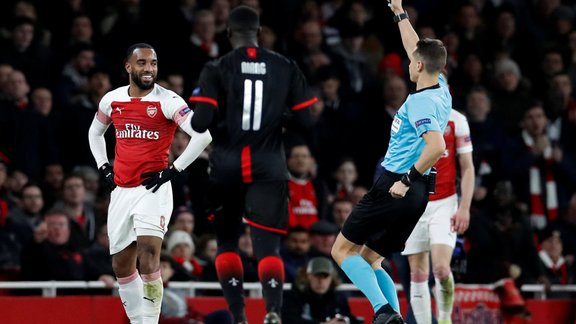 Futbols, Arsenal - Rennes. Andris Treimanis tiesā - 5