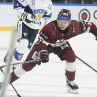 Latvijas hokejisti nesasmeļ izlieto un piedzīvo pirmo zaudējumu pārbaudes spēļu ciklā