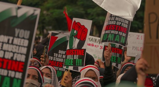 ASV aptur finansējumu ANO Palestīniešu bēgļu lietu aģentūrai