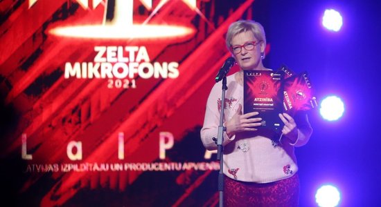 Tektoniskas pārmaiņas Latvijas mūzikā. "Zelta mikrofonam" parādījies nopietns konkurents