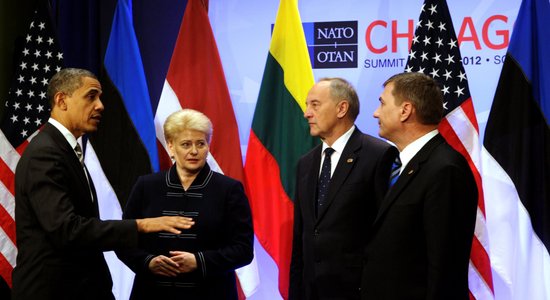 Саммит НАТО: балтийские лидеры сфотографировались с Обамой