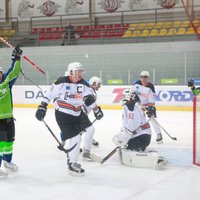 Video: Jaunizveidotais hokeja klubs 'Mogo' pārliecinoši sāk Latvijas čempionātu