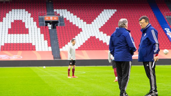 Futbols, Latvijas futbola izlase. Treniņš Nīderlandē - 19