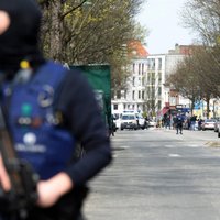 Briselē terorisma draudu dēļ slēdz daļu metro ieeju