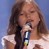 Малышка из Латвии очаровала наставников и судей шоу "Голос. Дети"