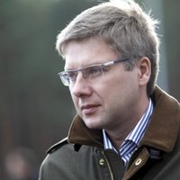 Ušakovs: Krievijai ir ārkārtīgi svarīgi sodīt Ņemcova slepkavas