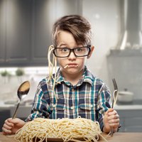 Video: Kā pareizi ēst spageti