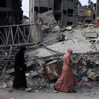 Izraēla: reidam Gazas slimnīcā turpinoties jau ceturto dienu, nogalināti vismaz 140 kaujinieki