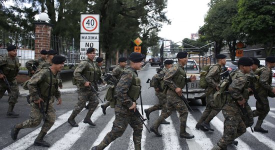 Gvatemalas armija izbeidz patrulēšanu ielās
