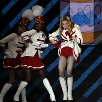 Западные СМИ: поп-звезды перед концертами в РФ молчат о Pussy Riot
