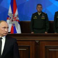 Jaunās Krievijas raķetes liks aizdomāties 'agresīvās retorikas cienītājiem', cer Putins