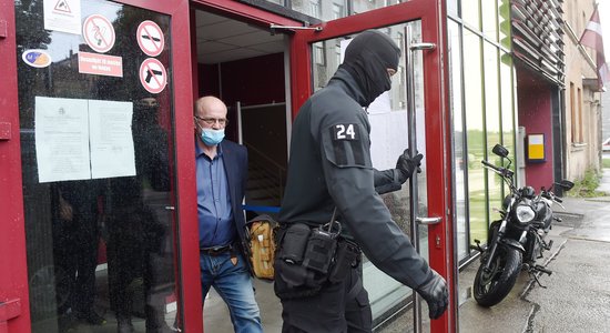 Nekā personīga: по делу Адамсонса задержаны бывшие сотрудники КГБ ЛССР и начальник полиции одного из самоуправлений